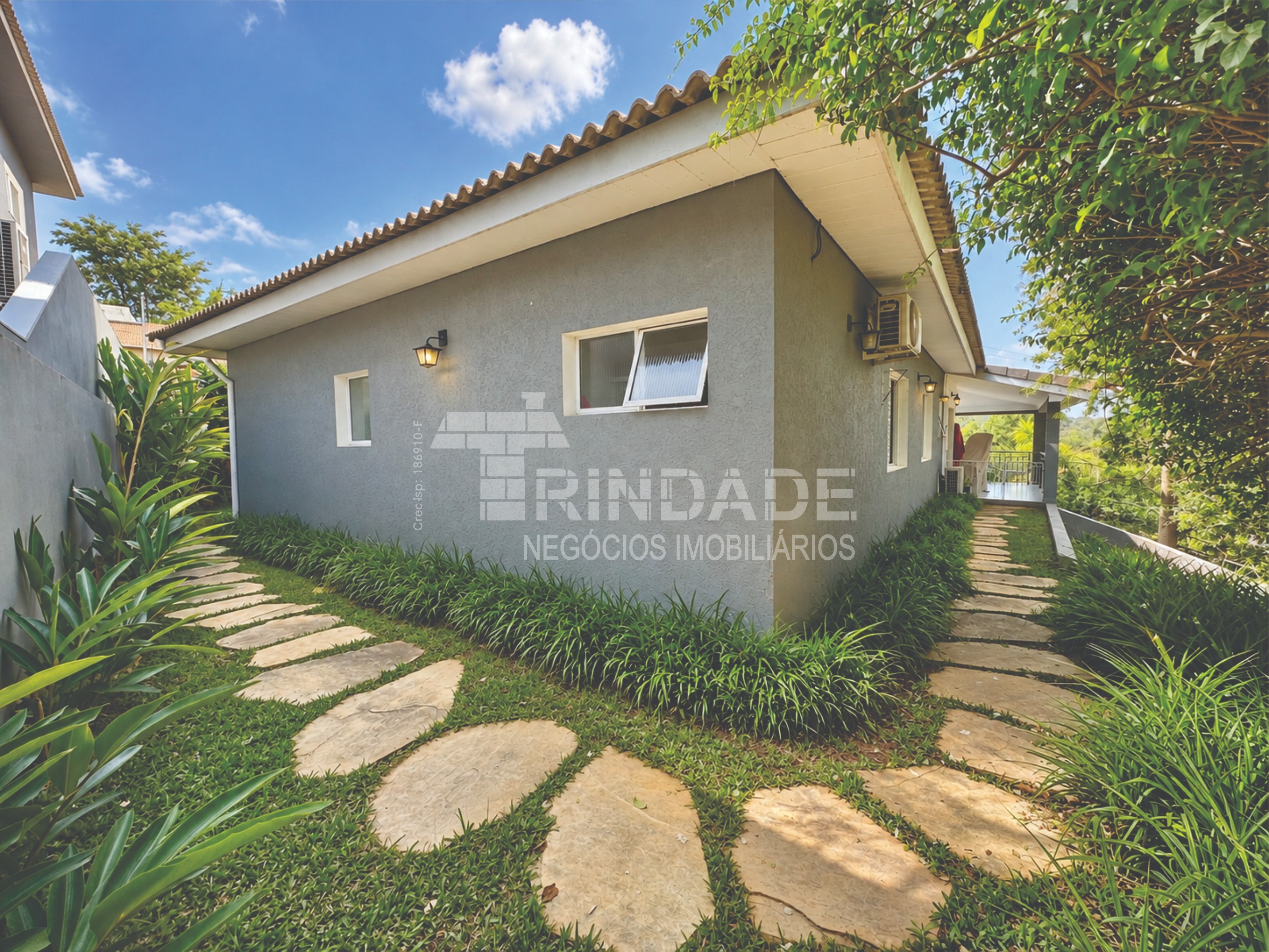 Casa térrea com 3 suítes na Granja Viana, foto 40 de 42